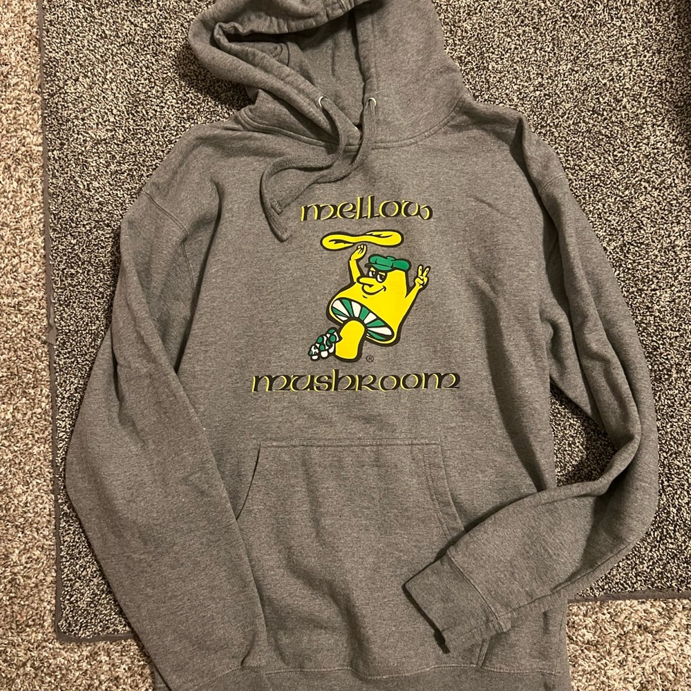 Mellow mushroom hoodie